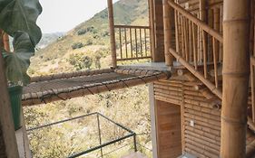 Cabaña campestre para parejas o grupos